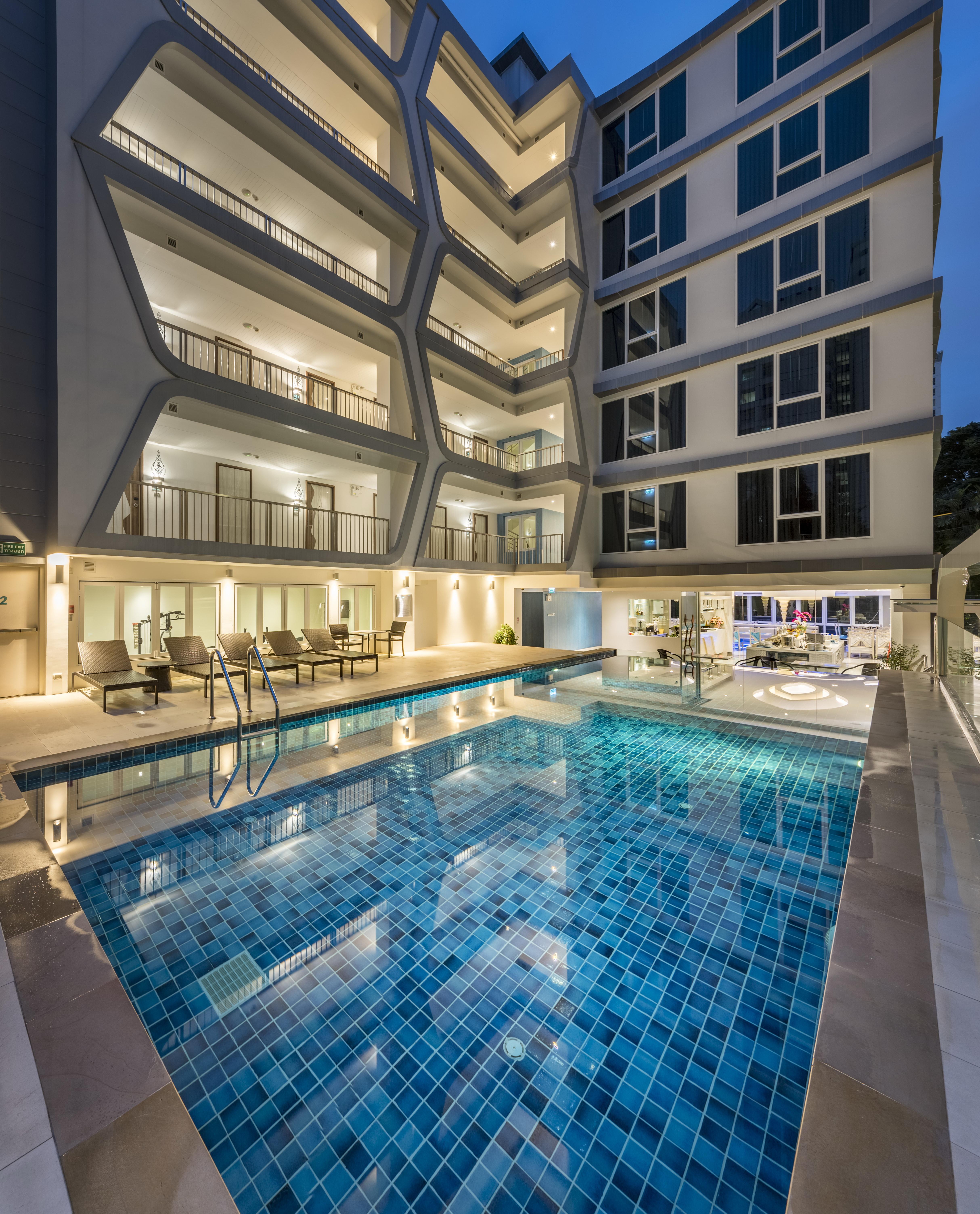 Le Tada Residence Bangkok Luaran gambar